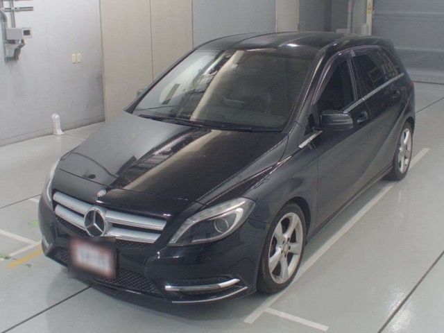 90060 Mercedes benz B class 246242 2012 г. (CAA Chubu)